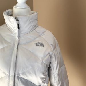 Northface | White Coat | Medium